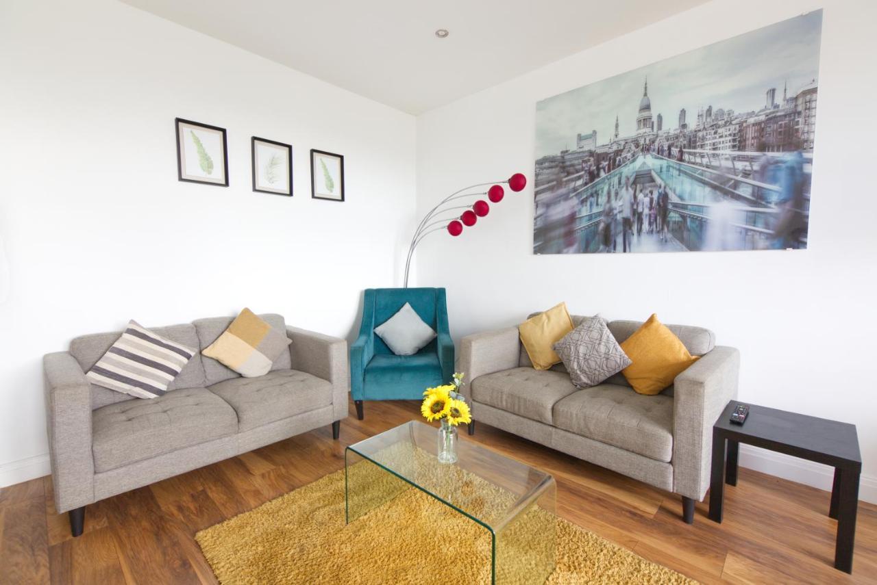 Spacious Apartment Close To City Centre With Free Secure Parking Leeds  Buitenkant foto